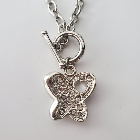 Silver Chain Bracelet Butterfly Charm w/ Crystal Stones & Heart Cut Out T Clasp - Picture 2 of 4